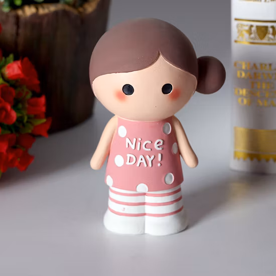 Benutzerdefinierte Farbbox-Verpackung, supersüße Piggy Family Vinly-Münzenbank